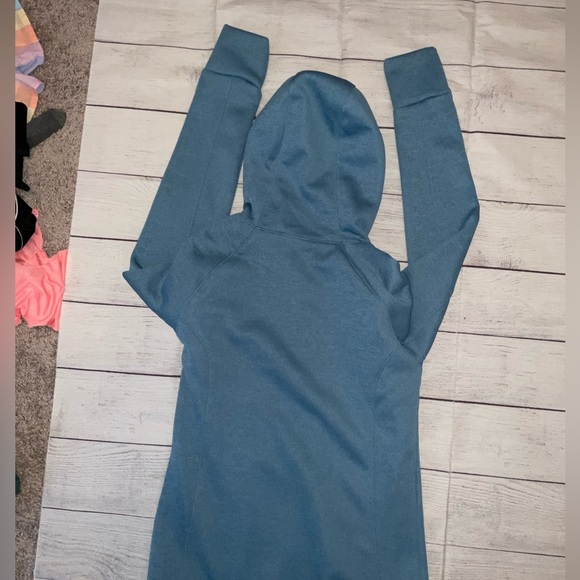 NWT Women's Under Armour Jacket - Picture 3 of 4